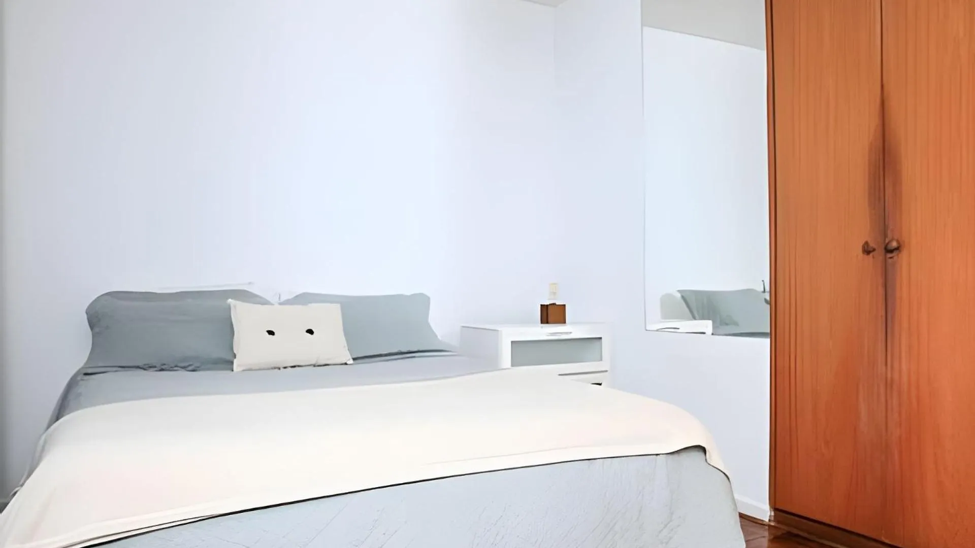 Apartment Vila Olimpia Jade 3 Dorm Wifi Vaga Metro Insper Sao Paulo Brazil