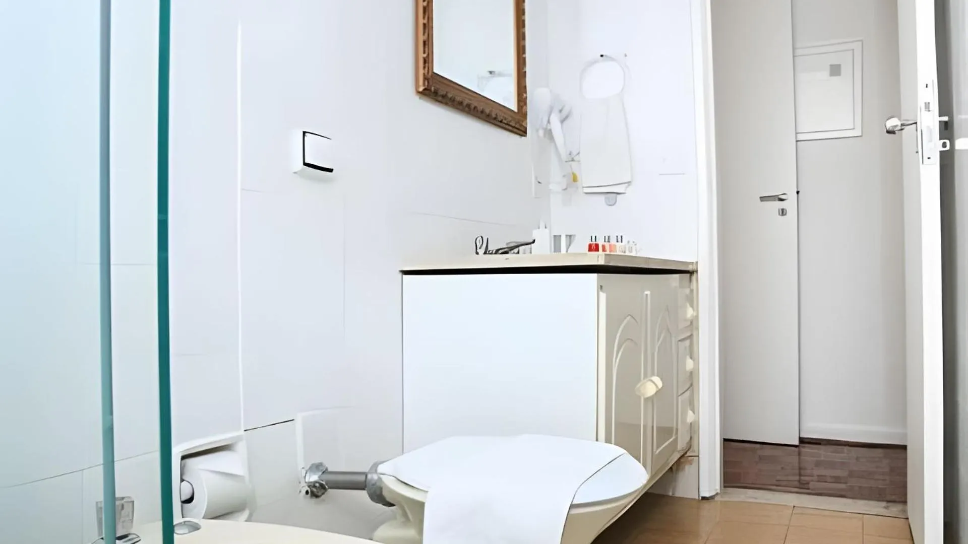 Apartment Vila Olimpia Jade 3 Dorm Wifi Vaga Metro Insper Sao Paulo Brazil